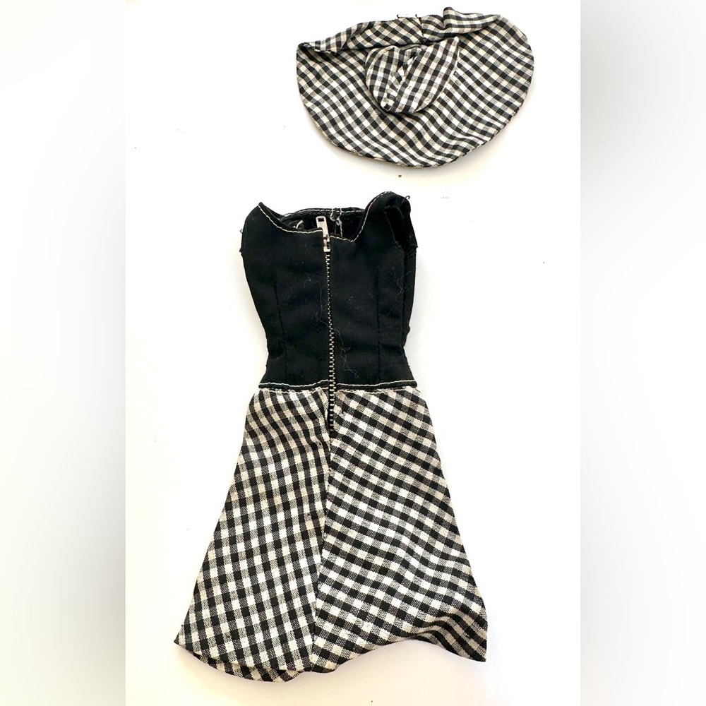 Vintage Barbie dress and hat